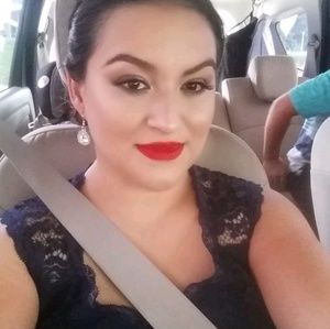 Meet your Posher, Maria